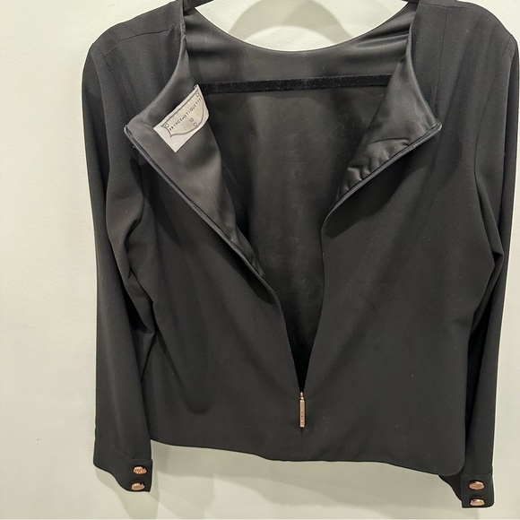 Prince of Ettiquette Black Blouse with Rose Gold Button and Zipper Detail - Picture 7 of 11